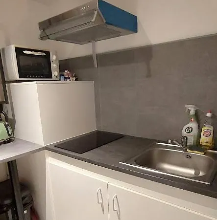 Le Petit Matelot Au 1 Er Etage A 10min A Pieds Du Centre Lägenhet